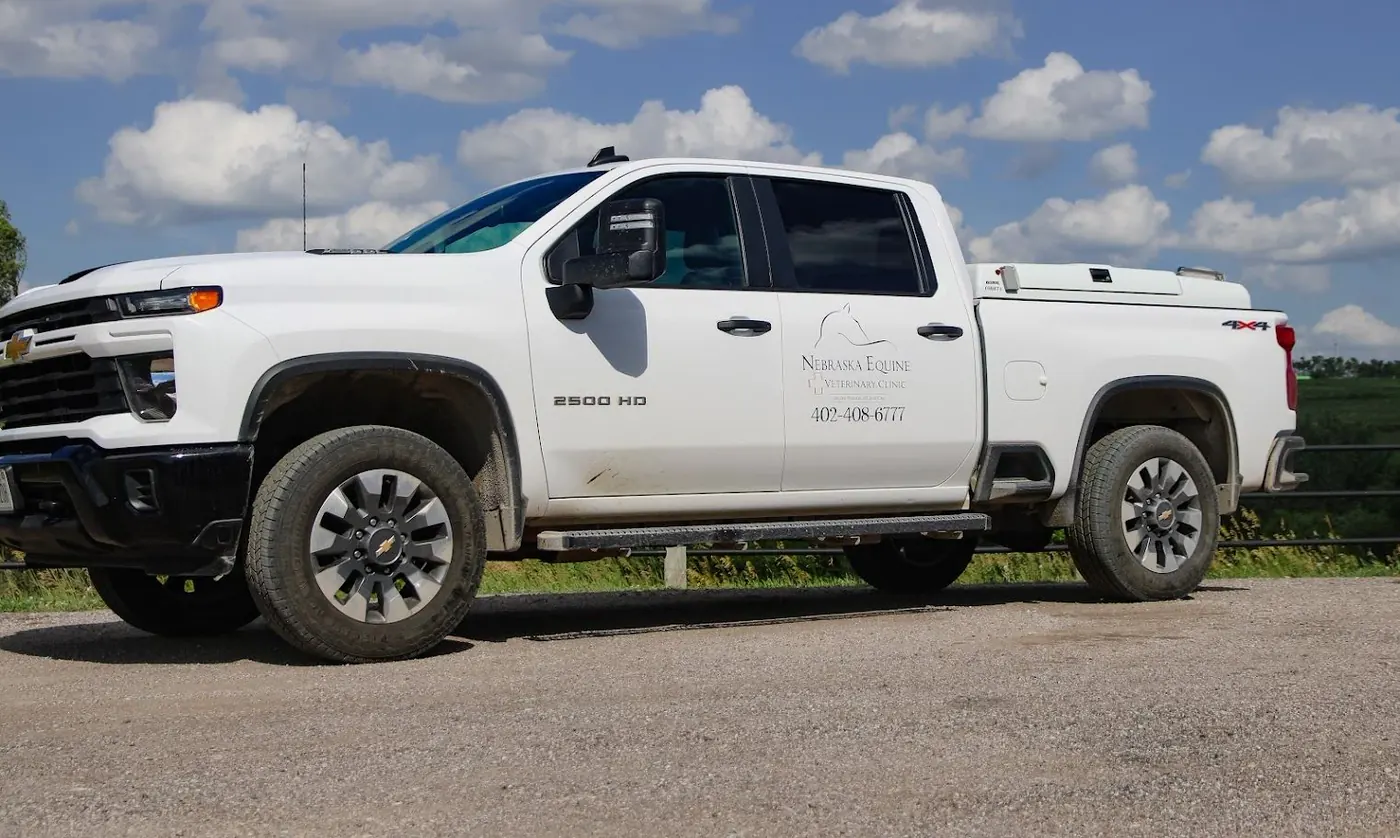 Nebraska Equine veterinary truck